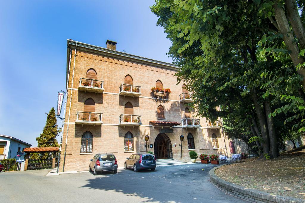 Hotel I Due Foscari Бусето Екстериор снимка